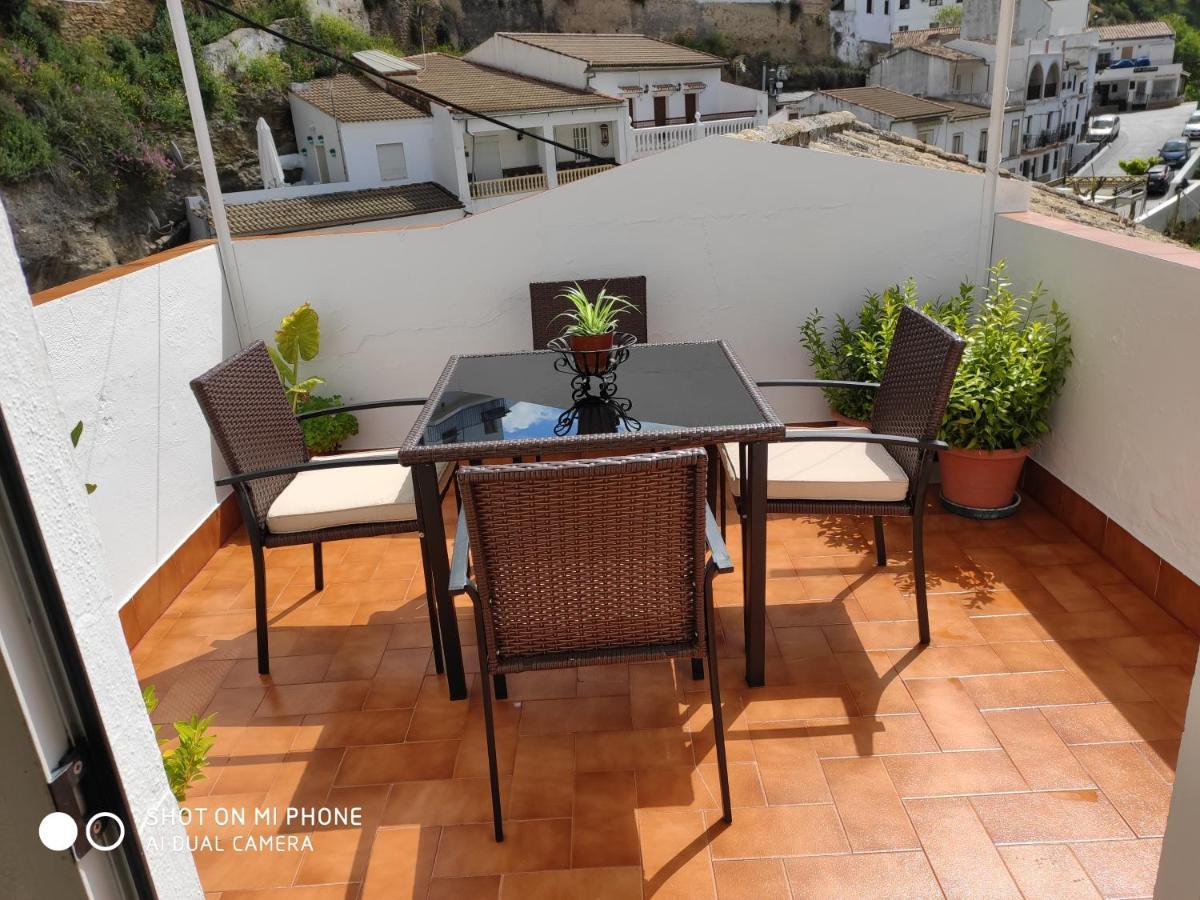 Apartament La Casa Del Rio Setenil De Las Bodegas Zewnętrze zdjęcie