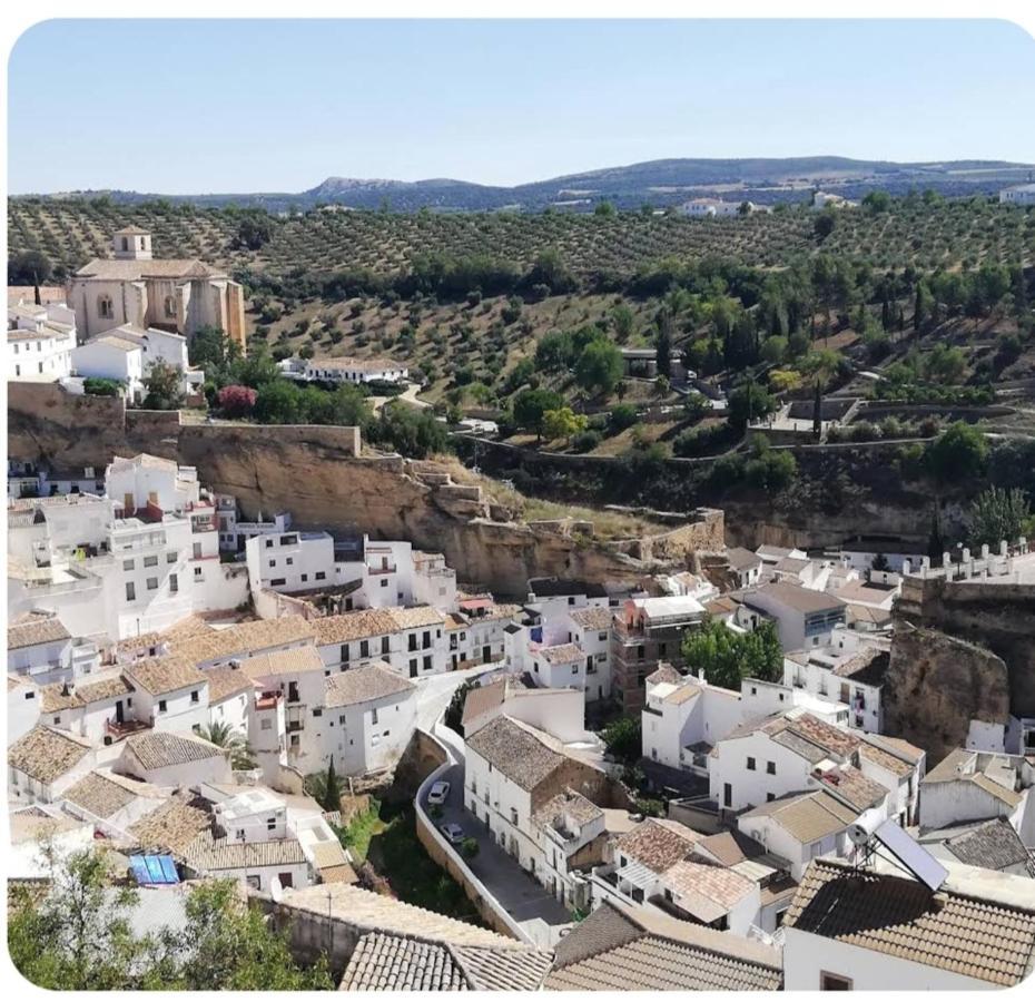 Apartament La Casa Del Rio Setenil De Las Bodegas Zewnętrze zdjęcie